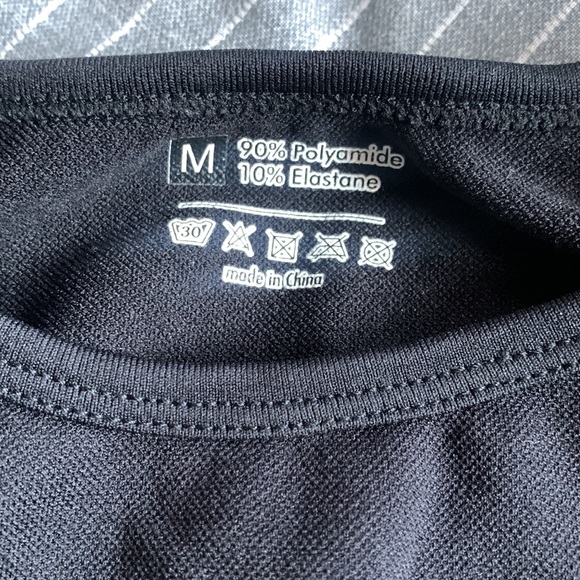 Women’s Workout Wear Bundle Size M - Picture 6 of 13